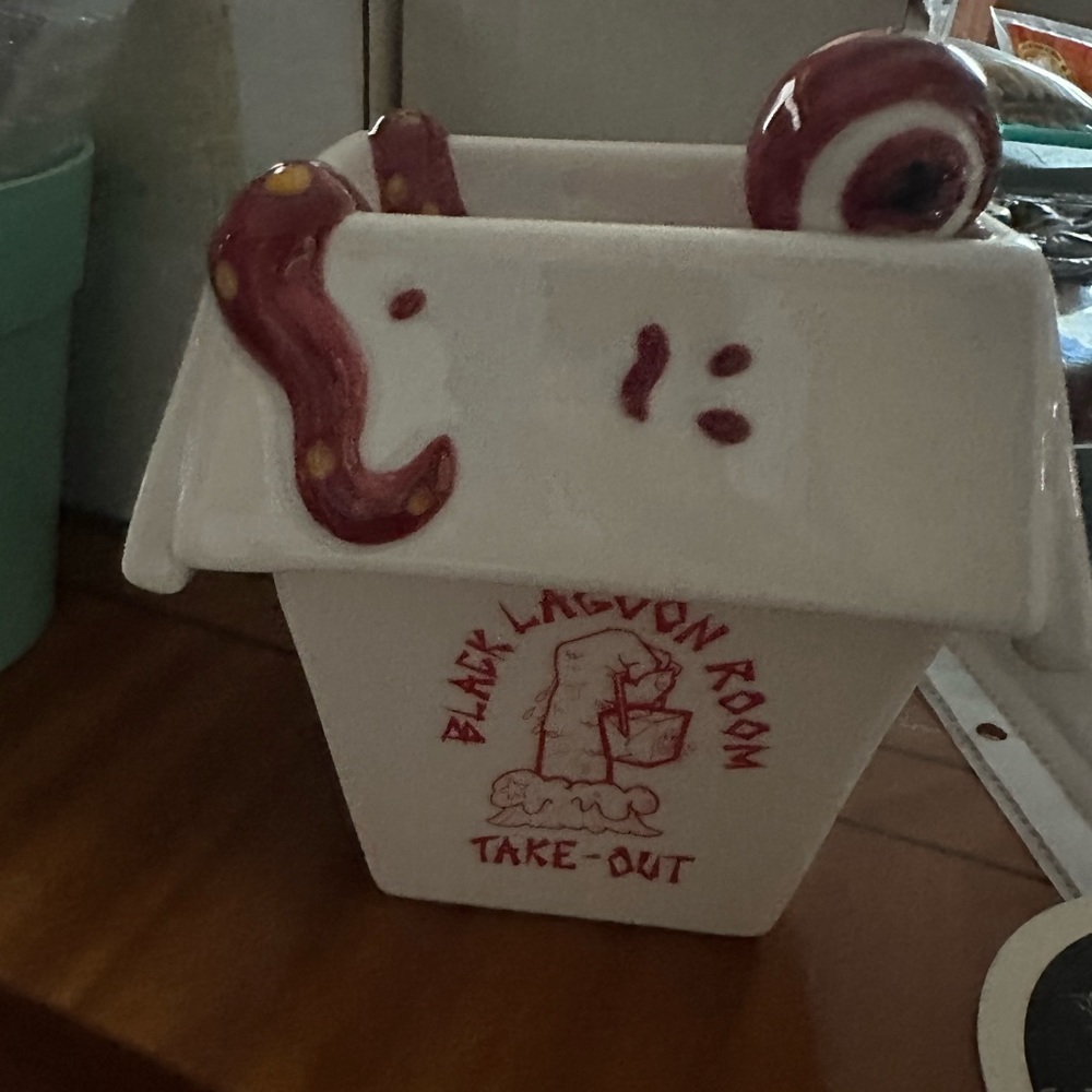 Black lagoon room, takeout cocktail cup RED